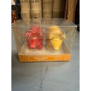 G! Fun Sassy Pig Salt & Pepper Shakers Set Red Yellow Ceramic NIB 2014 modern